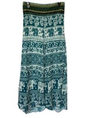 Kathmandu Teal and White Elephant Print Capris